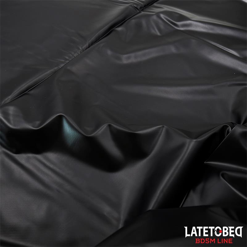 Lençol em PVC Preto Impermeável 2,2x2m