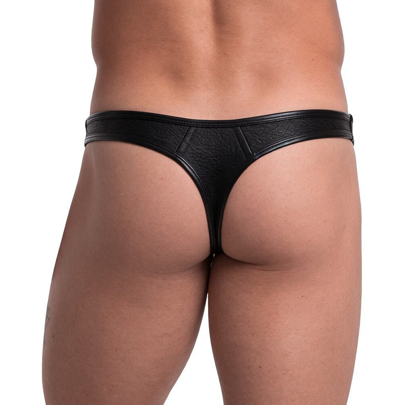 Svenjoyment Tanga de Imitação de Pele com Corrente